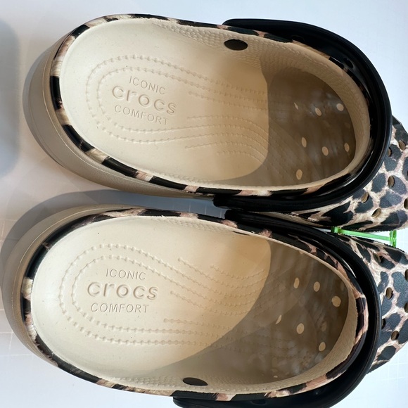 NWT Crocs Classic Leopard print with cheetah - Picture 11 of 14